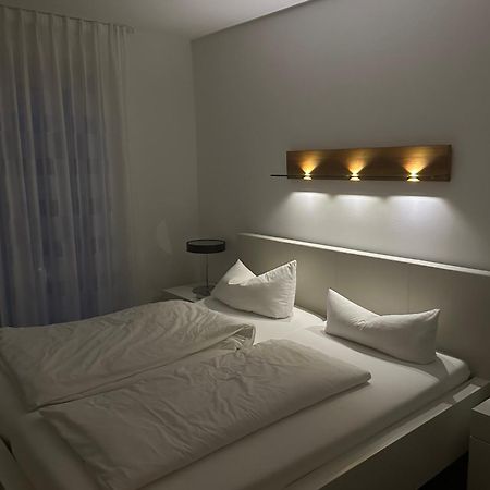 2-Zimmer-Ferienwohnung Mit Hotelservice Und 2 Balkons - Golf, Bike Und Wellness Im Markgraeflerland Bad Bellingen Exteriör bild