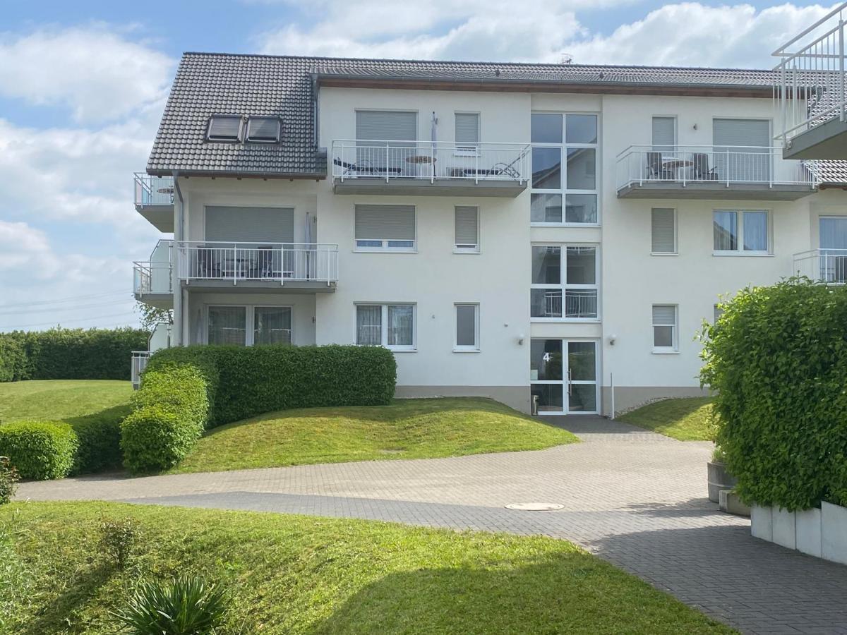 2-Zimmer-Ferienwohnung Mit Hotelservice Und 2 Balkons - Golf, Bike Und Wellness Im Markgraeflerland Bad Bellingen Exteriör bild