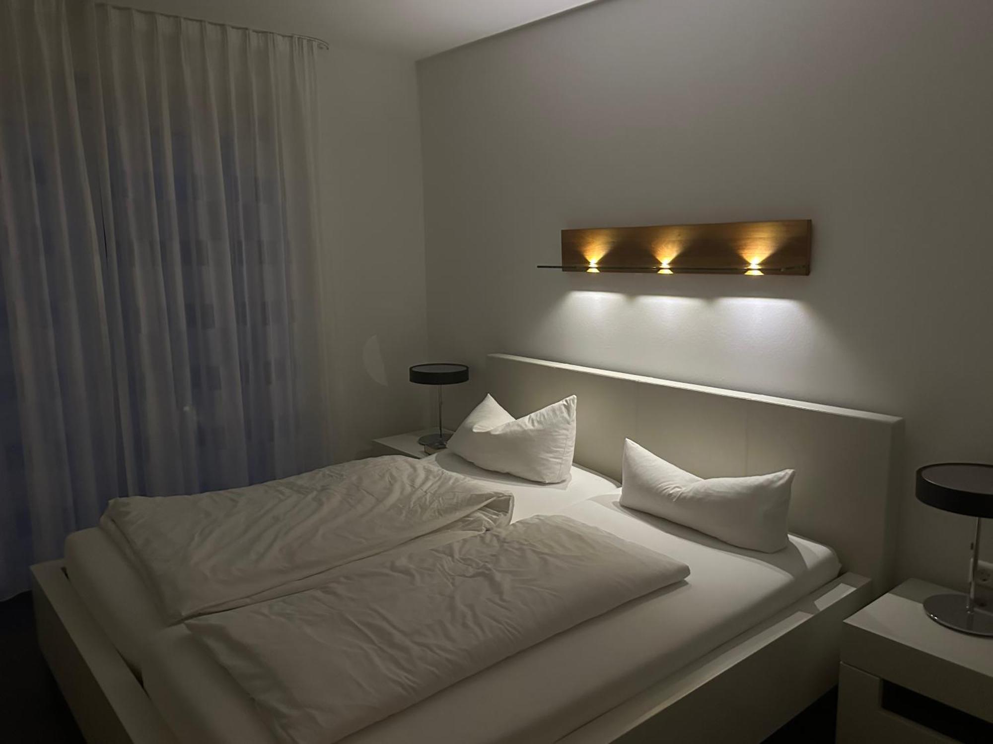 2-Zimmer-Ferienwohnung Mit Hotelservice Und 2 Balkons - Golf, Bike Und Wellness Im Markgraeflerland Bad Bellingen Exteriör bild