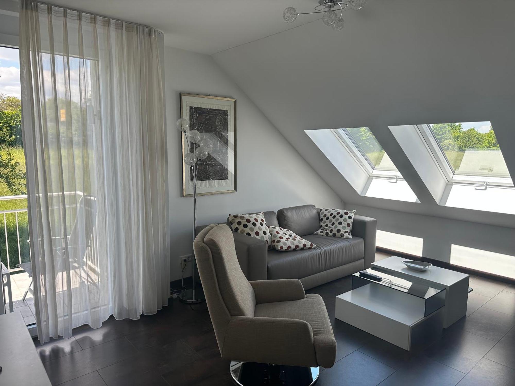 2-Zimmer-Ferienwohnung Mit Hotelservice Und 2 Balkons - Golf, Bike Und Wellness Im Markgraeflerland Bad Bellingen Exteriör bild